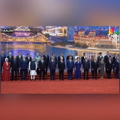 کشف سبب غیاب مسعود پزشکیان، رئیس جمهوریه إیران، عن الصوره التذکاریه لقاده قمه شنغهای