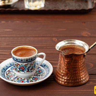 طرق احترافیه لتحضیر القهوه الترکیه: على الموقد، وفی وعاء الموکا، وباستخدام إبریق القهوه الترکیه