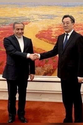 وزیر الخارجیه الإیرانی عراقجی یزور الصین لتعزیز العلاقات الثنائیه والتعاون الاستراتیجی