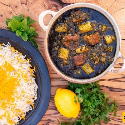 یخنه الکرفس: الطبق الذی یجعل سینا مهراد حتى یتغیب عن تدریبات المسرح!