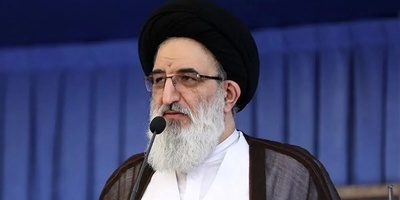 رجل دین إیرانی: "منذ انقلاب 1953، الثقه بأمریکا جلبت دوماً الخیانه"