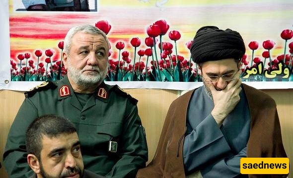 حضور أبناء قائد الثوره الإسلامیه السید علی خامنئی فی مجلس عزاء حارس والدهم + صور