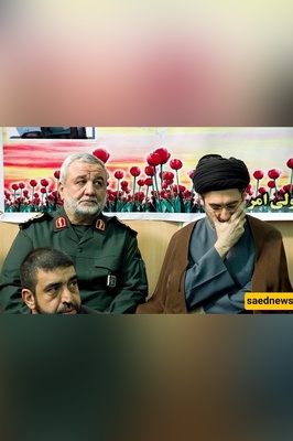 حضور أبناء قائد الثوره الإسلامیه السید علی خامنئی فی مجلس عزاء حارس والدهم + صور