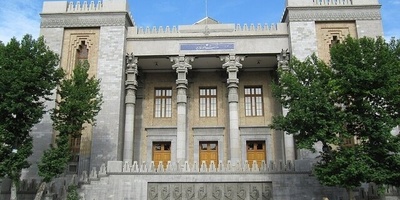 وزیر الخارجیه الإیرانی یدین الهجمات على البنیه التحتیه الحیویه فی الیمن