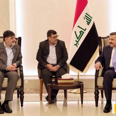 القائد العام للشرطه الإیرانیه یلتقی وزیر الداخلیه العراقی فی بغداد
