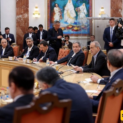 الرئیس بزشکیان : العلاقات بین إیران وبیلاروسیا یجب أن تکون أعمق وأکثر استدامه