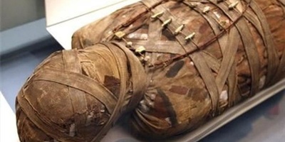 مومیاء عمرها 2000 عام وجمیع أعضائها الداخلیه سلیمه – أمر لا یُصدق! + صور