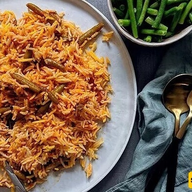 کیفیه تحضیر طبق الأرز بالفاصولیا الأنیق بدون لحم: عشاء سریع وبسیط