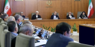 دعوه الحکومه للجمهور لحضور مراسم خاصه… جمیعنا فی حاله حداد