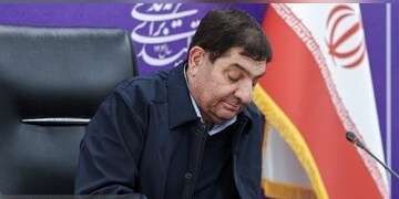 مستشار القائد الأعلى: الولایات المتحده خسرت لیس فقط فی ساحه المعرکه بل أیضًا على الجبهه الاقتصادیه للحرب