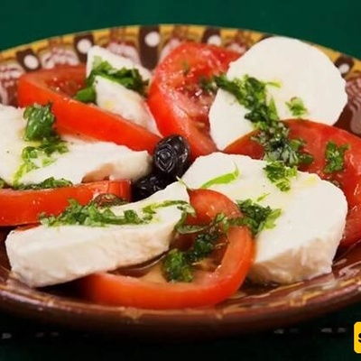 من کاشان إلى کرمانشاه: رحله الذواقه عبر أجبان إیران