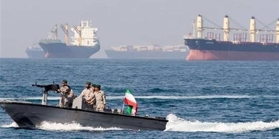 مصدر: التفاهم الإیرانی–العُمانی لا یعنی إعاده فتح مضیق هرمز