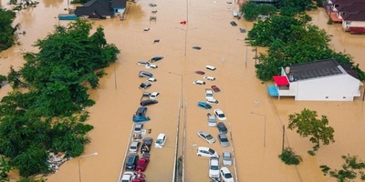 فیضانات تایلاند تحصد أرواح 145 شخصاً