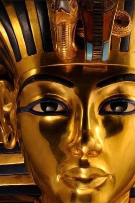 اکتشاف صادم لتابوت أخناتون القدیم بعین ذهبیه فی مصر (صوره)