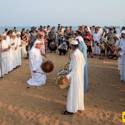 بالصور: مهرجان ثقافی نابض بالحیاه یضیء جنوب إیران