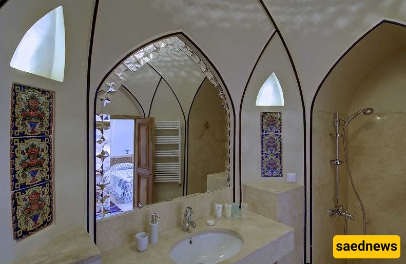 بیت منوچهری