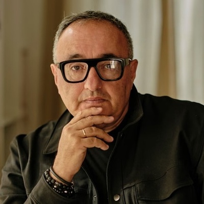 ألکسندر رودنیانسکی: من نجم السینما الروسیه إلى المنفى یکشف عن الحرب والدعایه