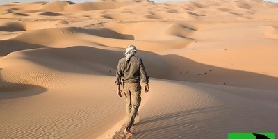 انظر إلى هذا: اللحظه المذهله التی تم فیها العثور على رجل تائه فی الصحراء بعد خمسه أیام بلا ماء أو طعام — وقد نجا بفضل الرحمه المطلقه والحظ