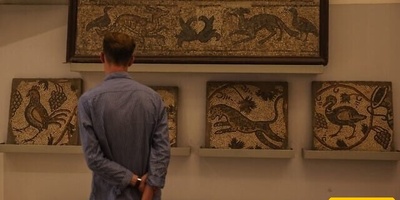 قطع أثریه لا تُقدّر بثمن تُسرق من المتحف الوطنی السوری!