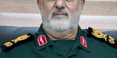 الحرس الثوری الإیرانی یحذر: أی تحرک عدائی فی المناطق البحریه الاستراتیجیه لإیران سیواجه برد قوی