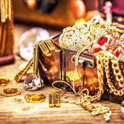 کنز أخمینی یُکتشف خلال اشتباک مسلح — هذا الکنز الذهبی لا یقدر بثمن [صور]