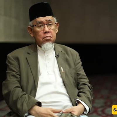 آیه الله خامنئی یُشاد به کالصوت الوحید الذی یدعو المسلمین لاستعاده القبله الحقیقیه