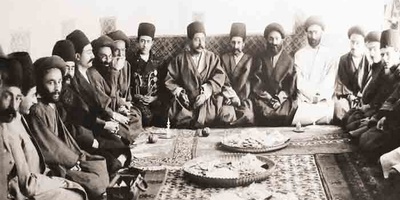 تقالید عید الفطر المثیره فی طهران القدیمه: من التبرع بالأغراض المنزلیه غیر الضروریه کزکاه الفطره إلى الإفطار على التربه