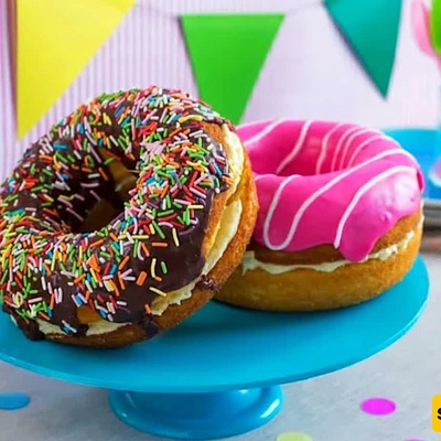 کیف تصنع الدونات الطریه فی المنزل: طریقتان مع تعلیمات خطوه بخطوه