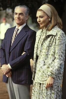 الطفله الجمیله التی کرهها الشاه لکن فرح دعمتها