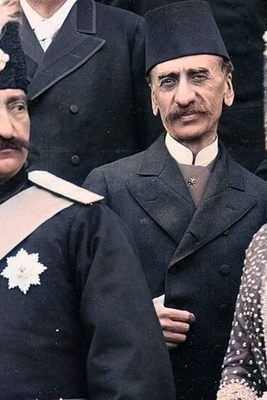 رحله فی ذکریات ناصر الدین شاه: النمسا ملیئه بالفتیات الجمیلات… لکن واحده أخذت أنفاسی عندما أهدیتنی الزهور!