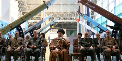 قائد سابق للحرس الثوری الإیرانی یحذر: الاستعداد لحرب أوسع مع إسرائیل والولایات المتحده
