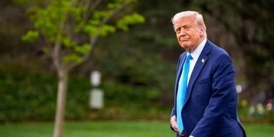 شریعتمداری یرد على تهدیدات ترامب: رئیس الولایات المتحده یمشی مثل البطریق!