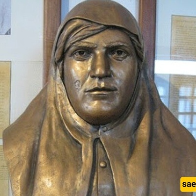 صوره | نظره على المرأه الشجاعه من تبریز التی فی زمن المجاعه بیدین قویتین أوقفت اللصوص عن ممتلکات الناس!