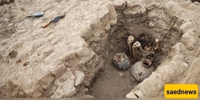 اکتشاف مومیاء عمرها 1000 عام جالسه مع ثنی ساقیها