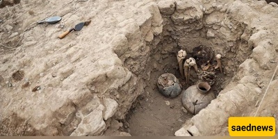 اکتشاف مومیاء عمرها 1000 عام جالسه مع ثنی ساقیها