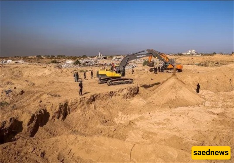 إسرائیل تشن ضربات على غزه مع استعداد السلطات لاستعاده جثث الضحایا بشکل واسع