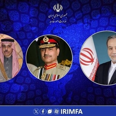 أراکجی یلتقی وزیر الخارجیه السعودی وقائد الجیش الباکستانی لإجراء محادثات رفیعه المستوى