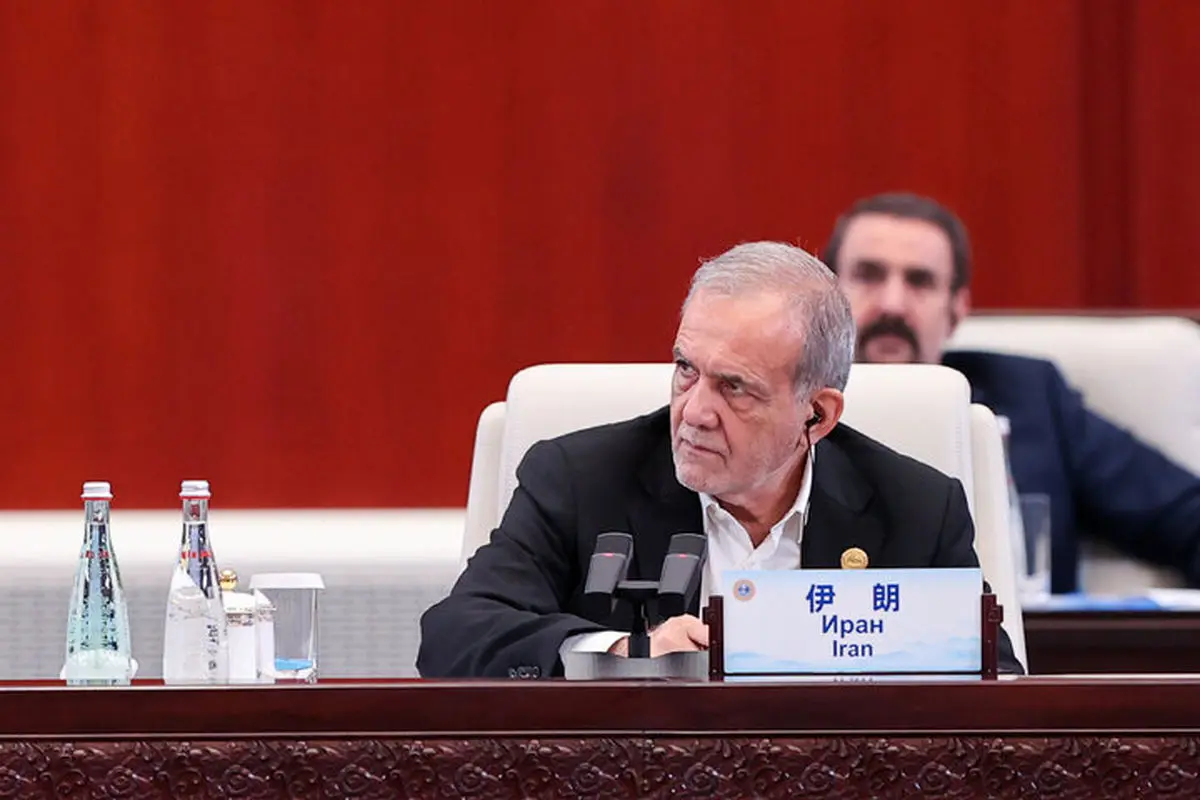 الرئیس الإیرانی یحذر من «العمى البصیراتی» أمام تحولات العالم