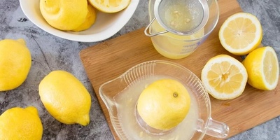 کیفیه تمییز عصیر اللیمون الطبیعی من المزیف