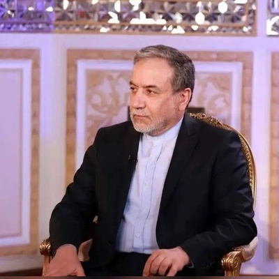 عراقجی ینفی شائعات تسلیم ملف المفاوضات النوویه لرئیس الأمن القومی الجدید