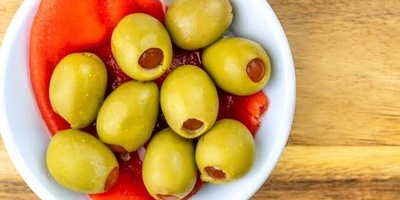 کیفیه إعداد الزیتون المخلل المقرمش والعطِر