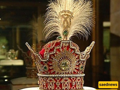 فیدیو: جواهر إیران الوطنیه فی الخزینه – کنوز فریده وفخمه باللؤلؤ والأحجار الکریمه المذهله!
