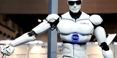 الروبوت "میمو" مدرَّب فی المنازل الحقیقیه، لا المختبرات — دعه یتولى مهامک الیومیه بینما ترتشف قهوتک وتسترخی 😉