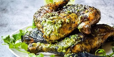 یخنه الدجاج والبقدونس بنکهه ممیزه: جرّبها إذا سئمت من الیخنات المتکرره