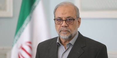 قال رئیس الأمن الإیرانی إن التحرکات الأمریکیه تزید من احتمالیه إغلاق مضیق هرمز