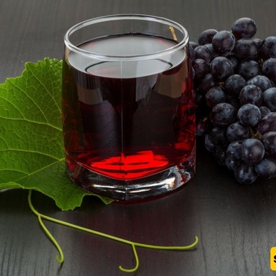 هل مشروب الشعیر بنکهه العنب مضر بالصحه؟