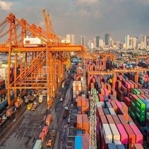 ارتفاع صادرات السلع غیر النفطیه من مازندران بنسبه 24 بالمائه