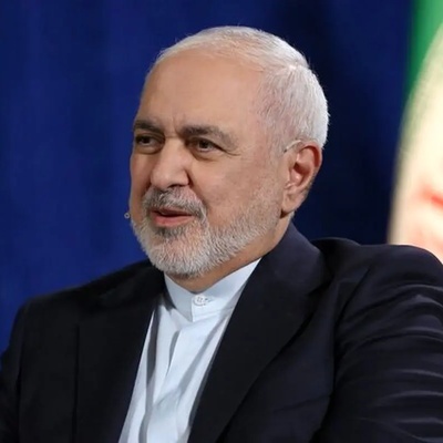 ظریف یدعو إلى دبلوماسیه جریئه: "إیران قادره على الدفاع ضد المعتدین، لکنها تحتاج إلى رؤیه إقلیمیه جدیده