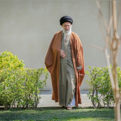 کیف کان یبدأ عیده؟ نظره على طقوس قائد الثوره الإسلامیه فی استقبال عید النوروز وذکریات نادره من أیامه الأولى