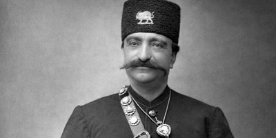 التنسیق الملوَّن لطاوله الاستقبال فی قاعه ضیوف ناصر الدین شاه خلال مراسم التهنئه الخاصه بعید النوروز + صور ملوّنه